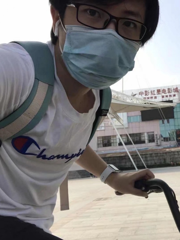 丁先生的第二张照片--珠海交友中心